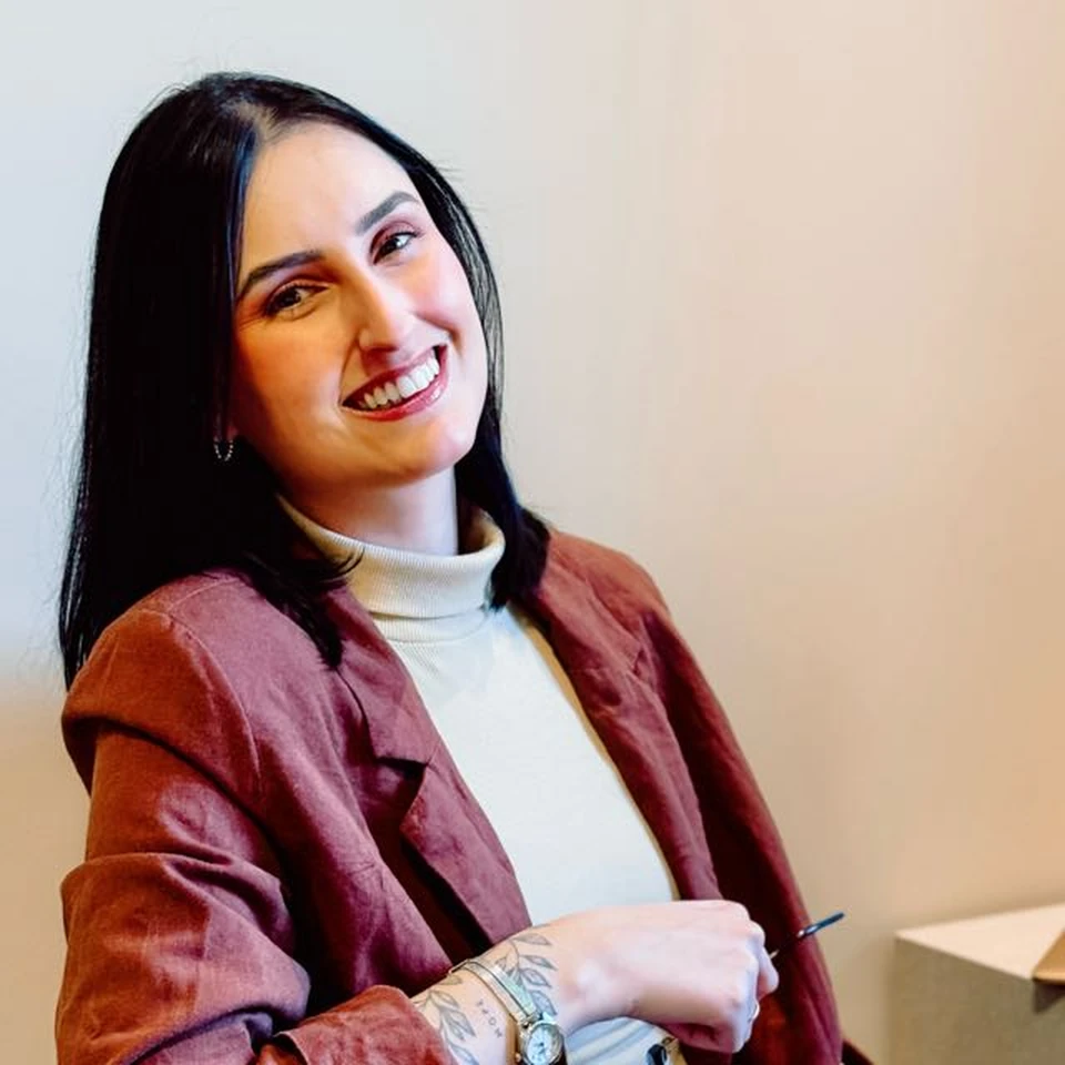 Eduarda Altenhofer, psicóloga, sorrindo
